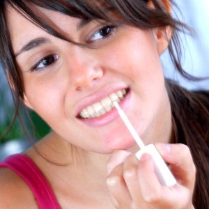 teeth-whitening